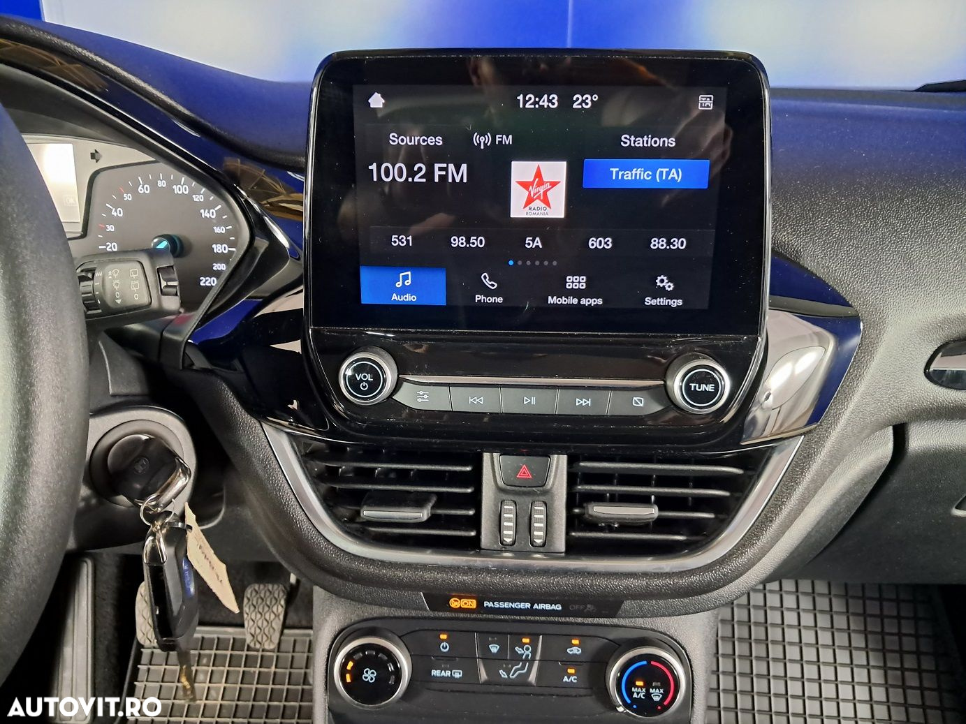 Ford Fiesta - 15
