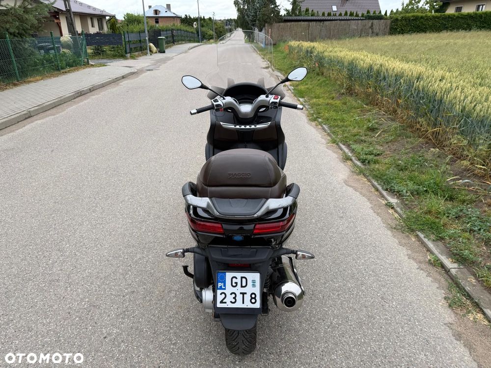 Piaggio MP-3 - 3