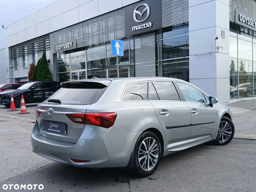 Toyota Avensis 1.8 Prestige - 4