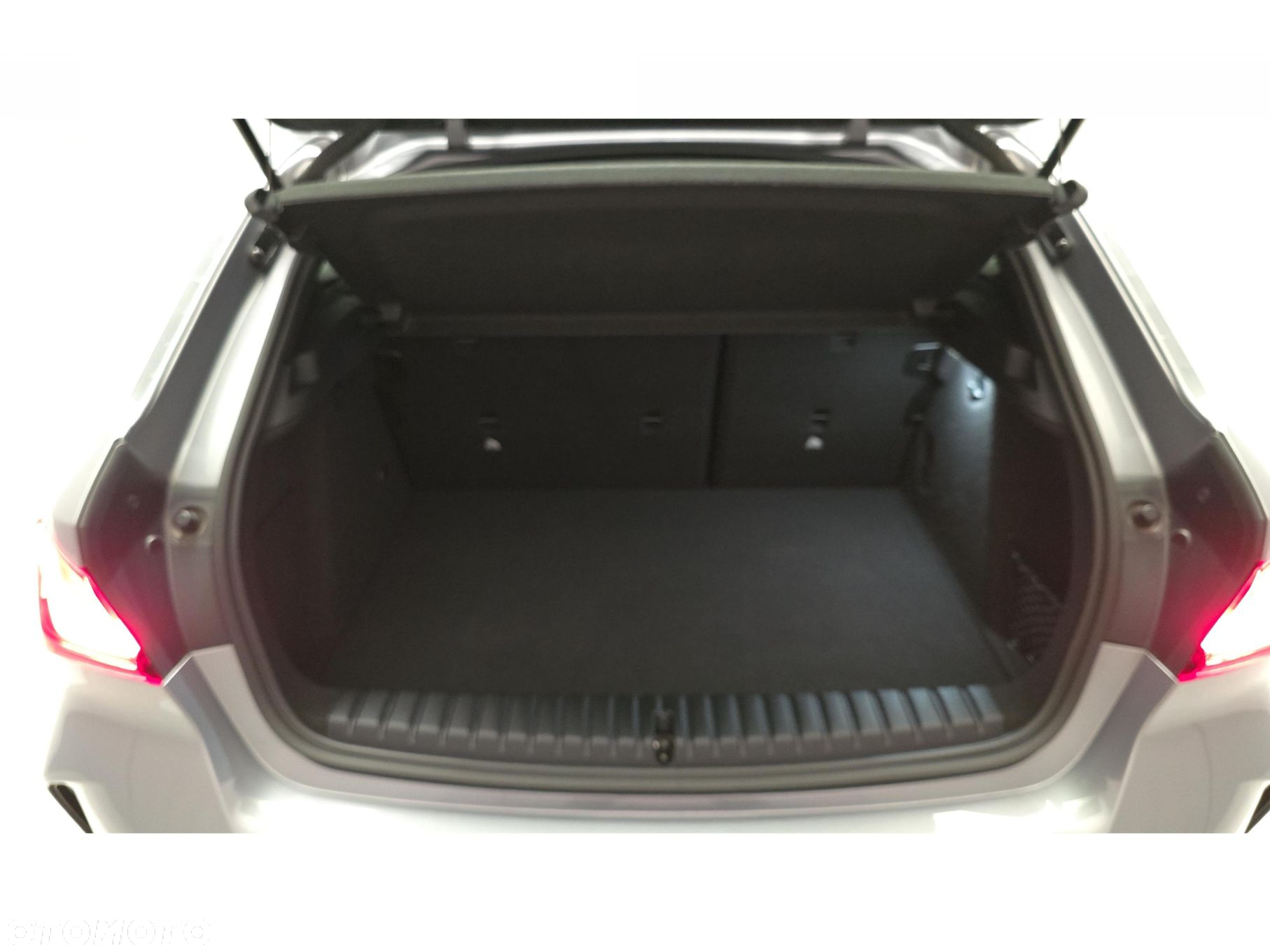 BMW Seria 1 - 24