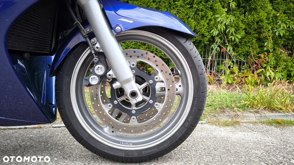 Yamaha FJR - 29