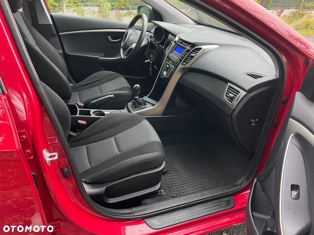 Hyundai i30 1.4 Intro Edition - 6