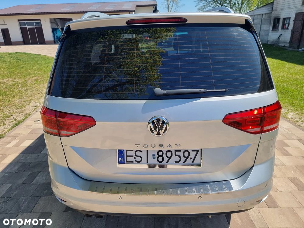 Volkswagen Touran 2.0 TDI SCR Highline - 5