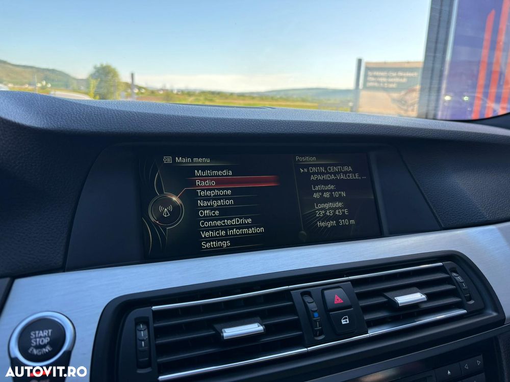 BMW Seria 5 520d Sport-Aut. - 20
