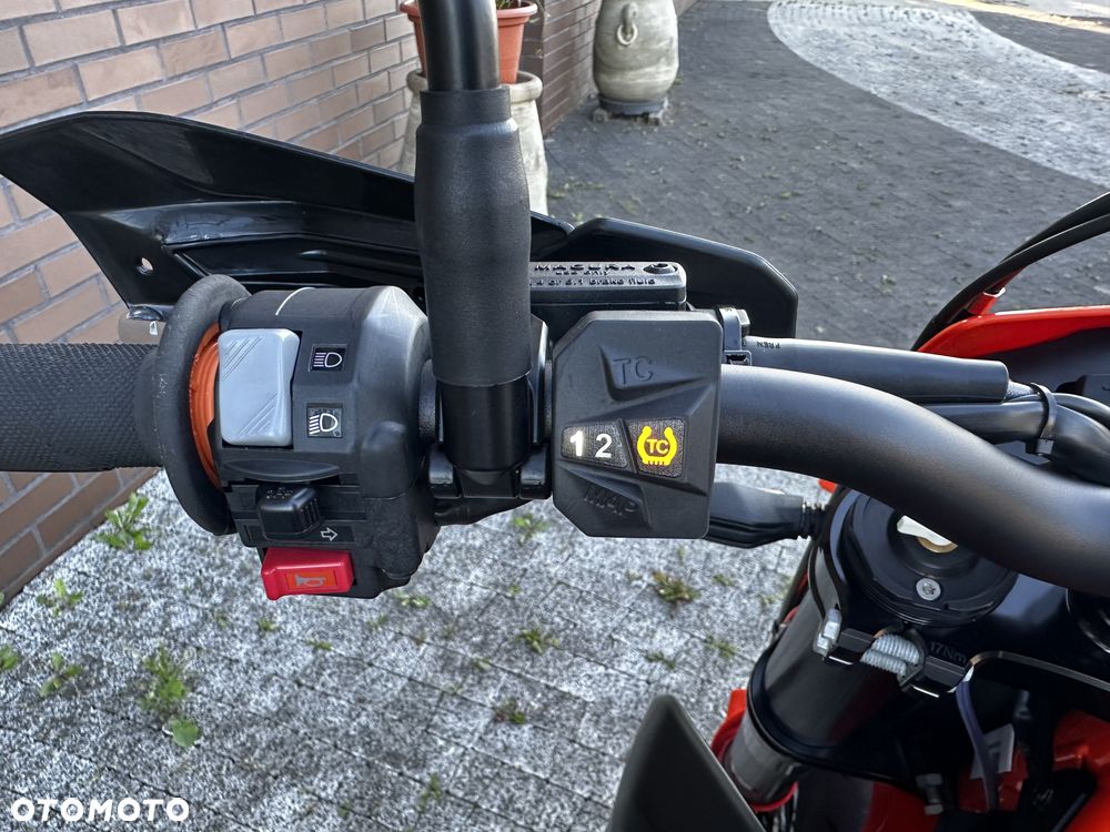 KTM SMC 690 - 12