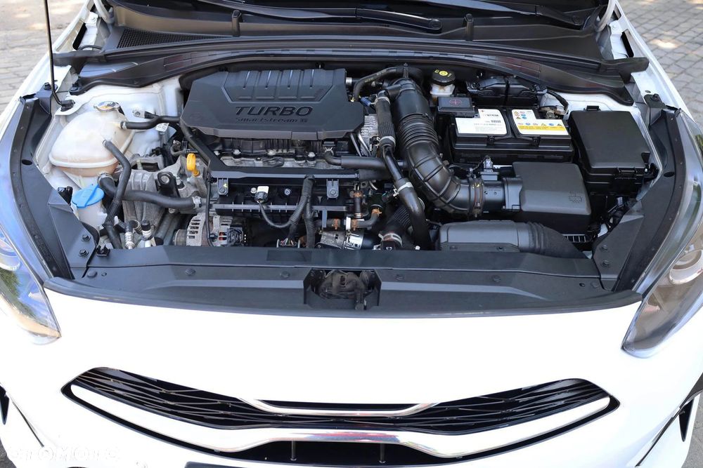 Kia Ceed 1.5 T-GDI M - 12