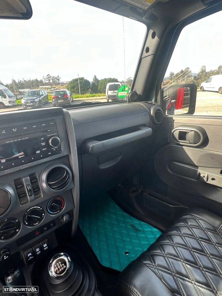 Jeep Wrangler Unlimited 2.8 CRD MTX Rubicon - 15