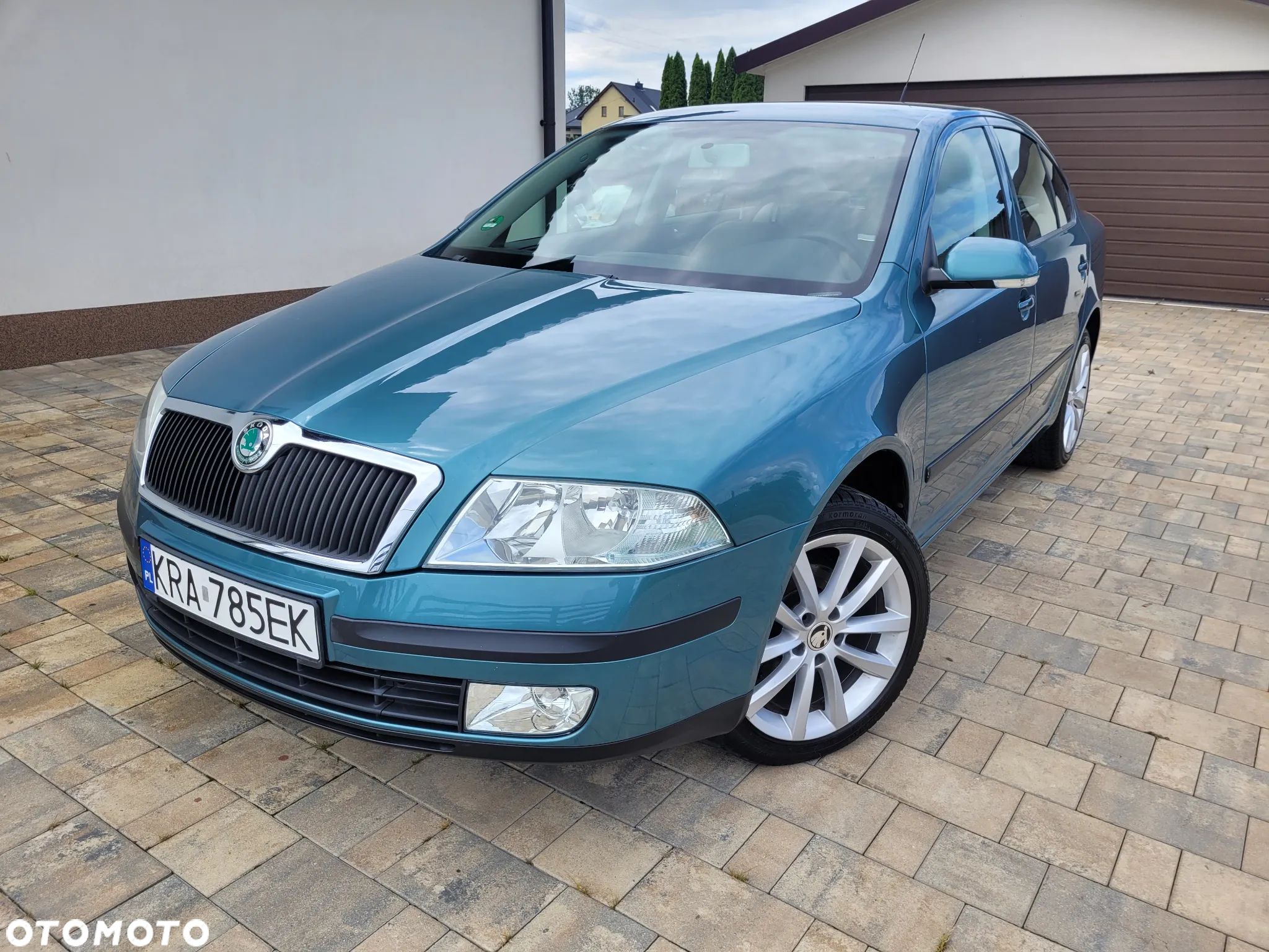 Skoda Octavia 1.6 Ambiente - 1