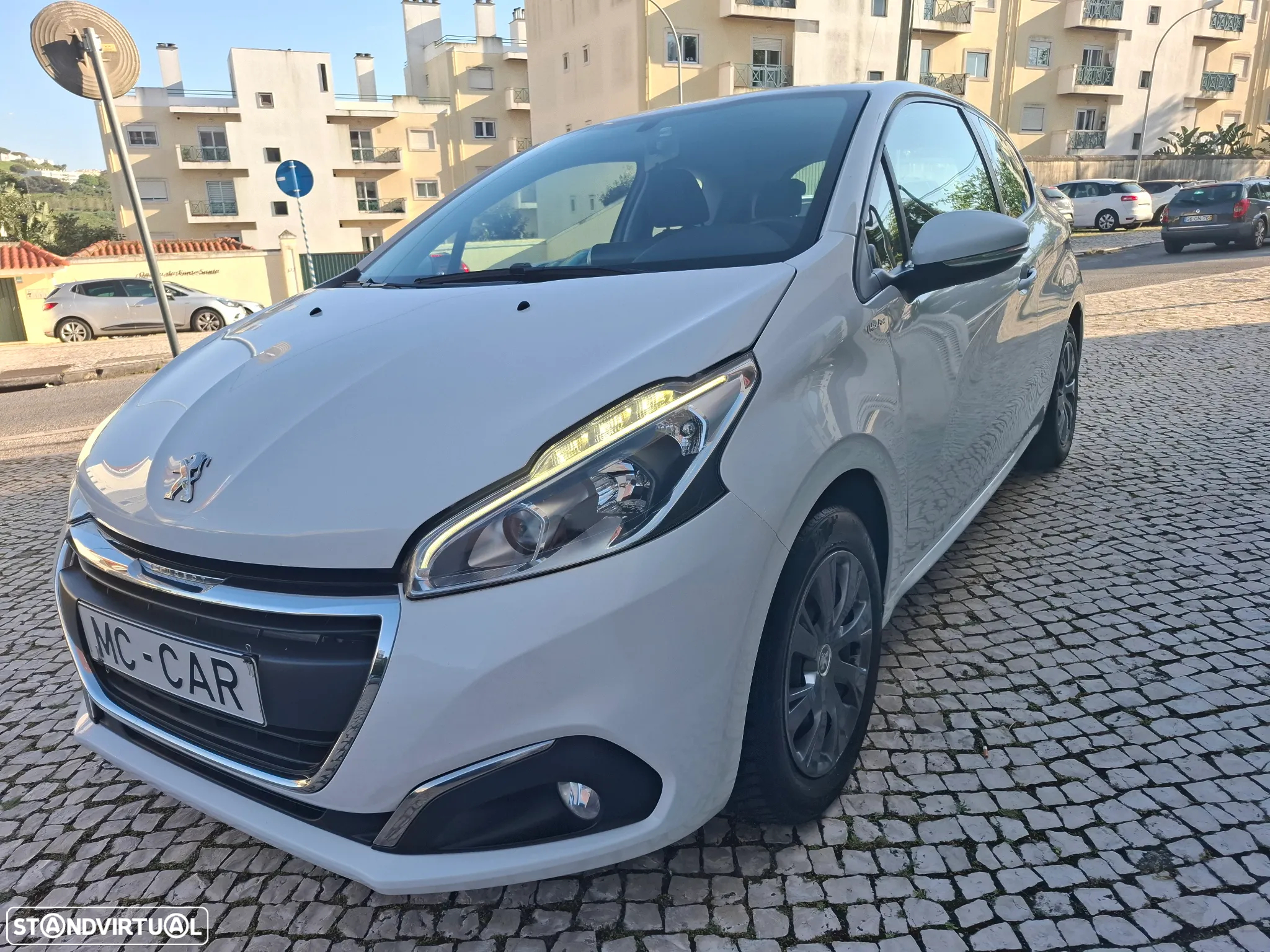 Peugeot 208 1.2 PureTech Active - 2