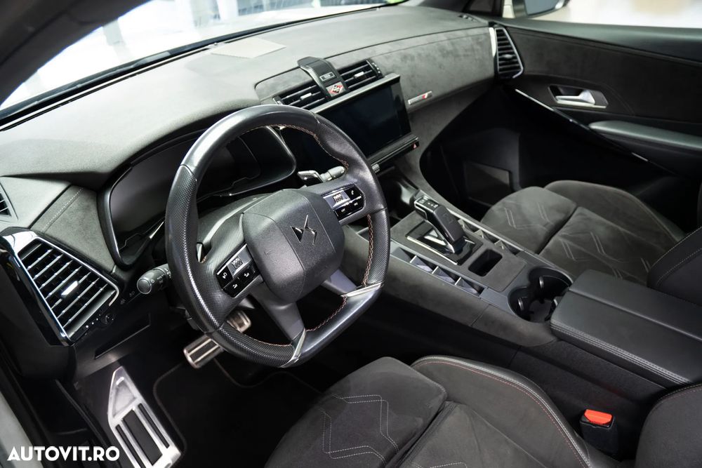 DS Automobiles DS 7 Crossback - 12