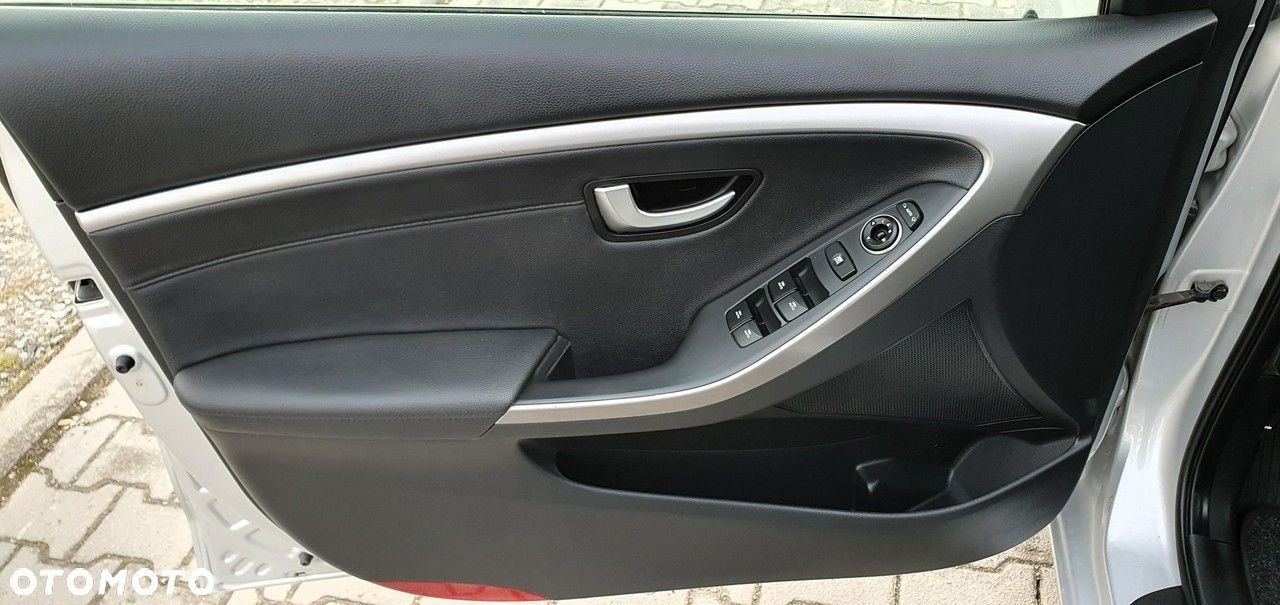 Hyundai i30 - 15