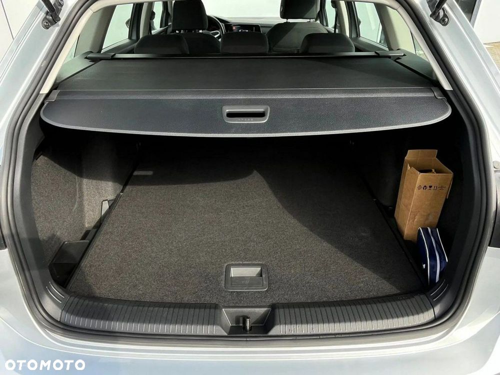 Volkswagen Golf VIII 1.5 TSI EVO Life - 10