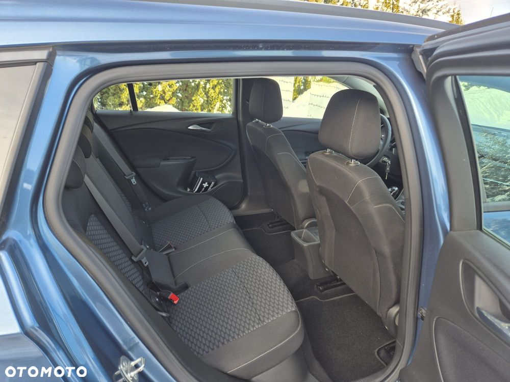 Opel Astra 1.6 D (CDTI) Edition - 10