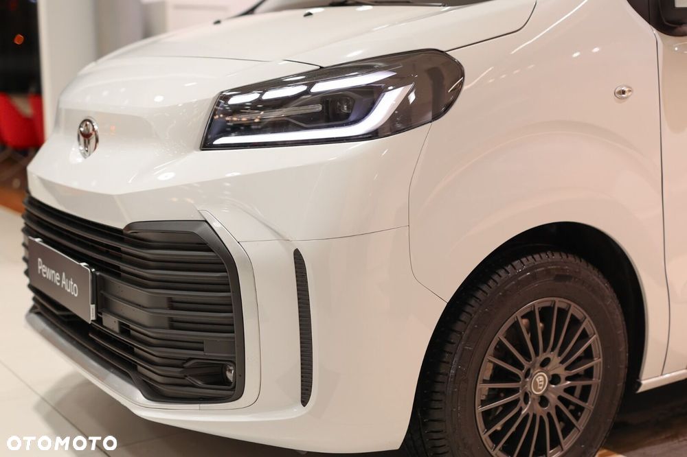 Toyota Proace Verso - 30