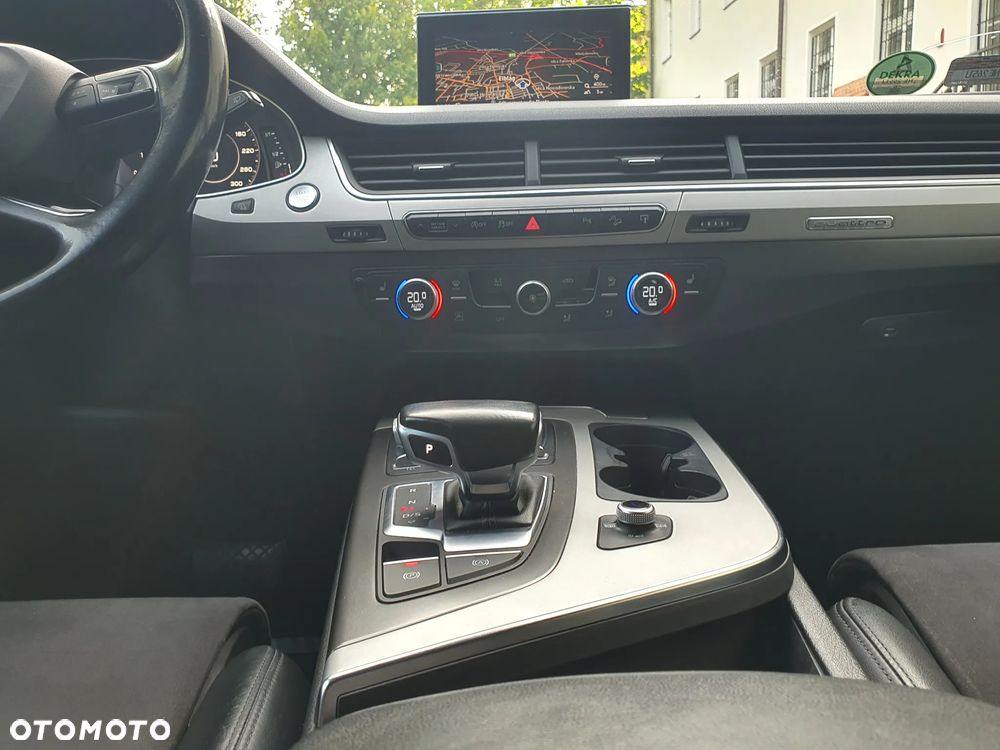 Audi Q7 3.0 TDI ultra Quattro Tiptronic - 14