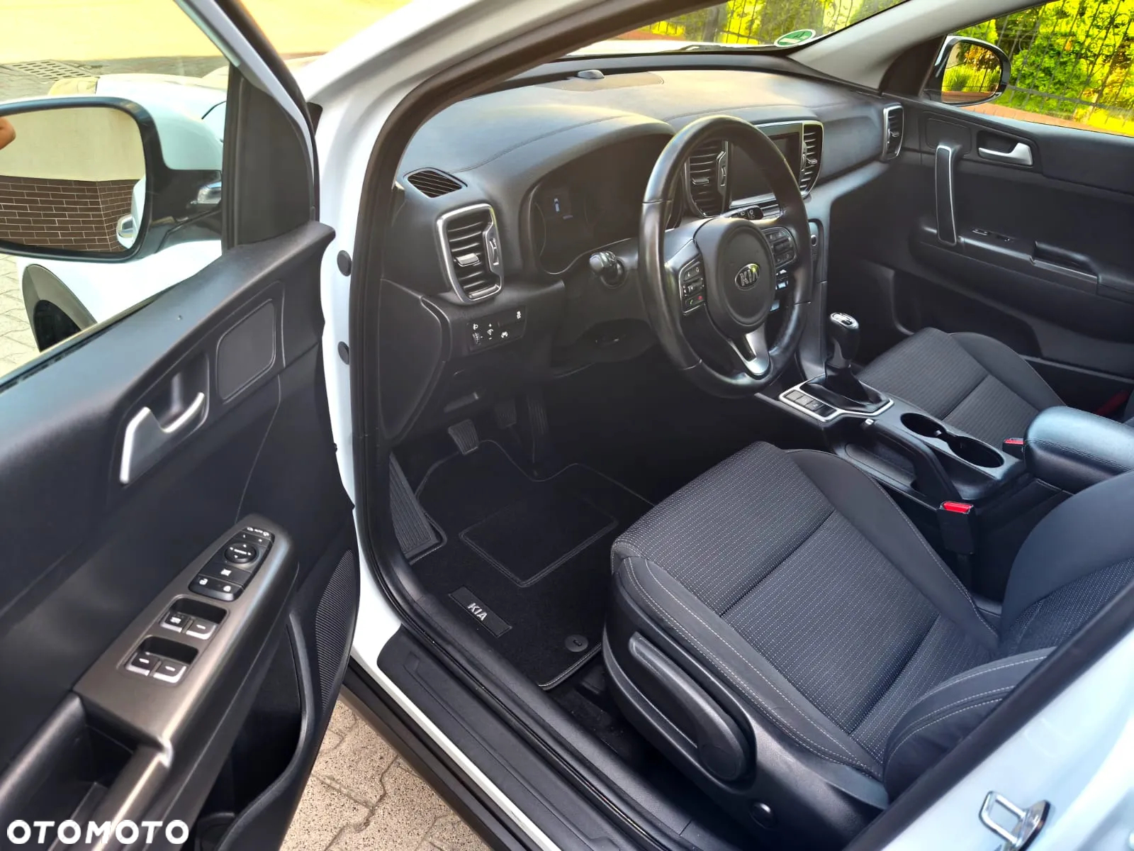 Kia Sportage 1.6 GDI L 2WD - 9
