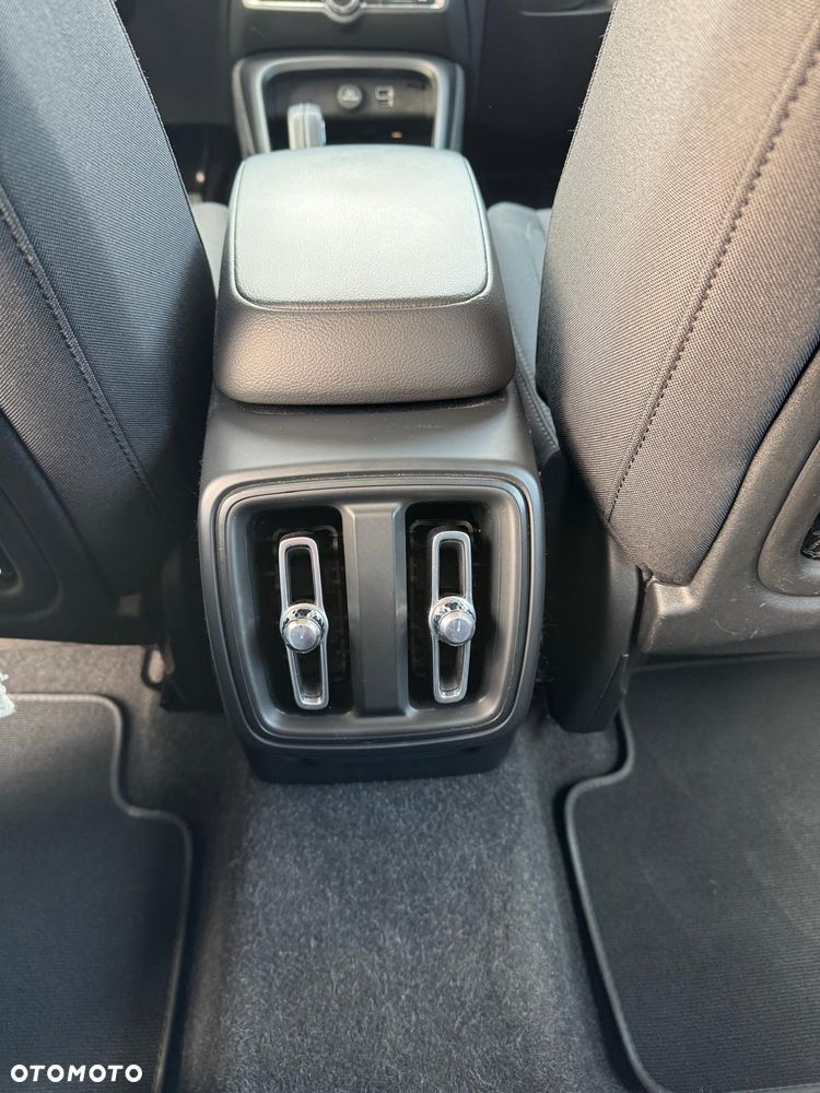 Volvo XC 40 T3 Momentum - 15