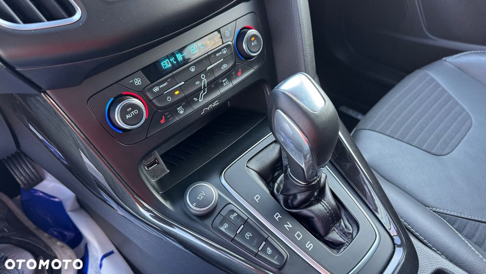Ford Focus 2.0 TDCi ST PowerShift - 30