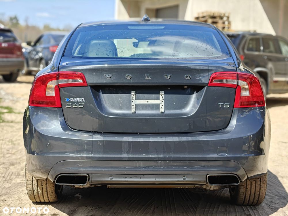 Volvo S60 T5 Geartronic Momentum - 9