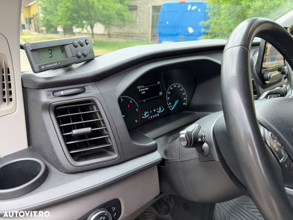 Ford Transit Custom - 11