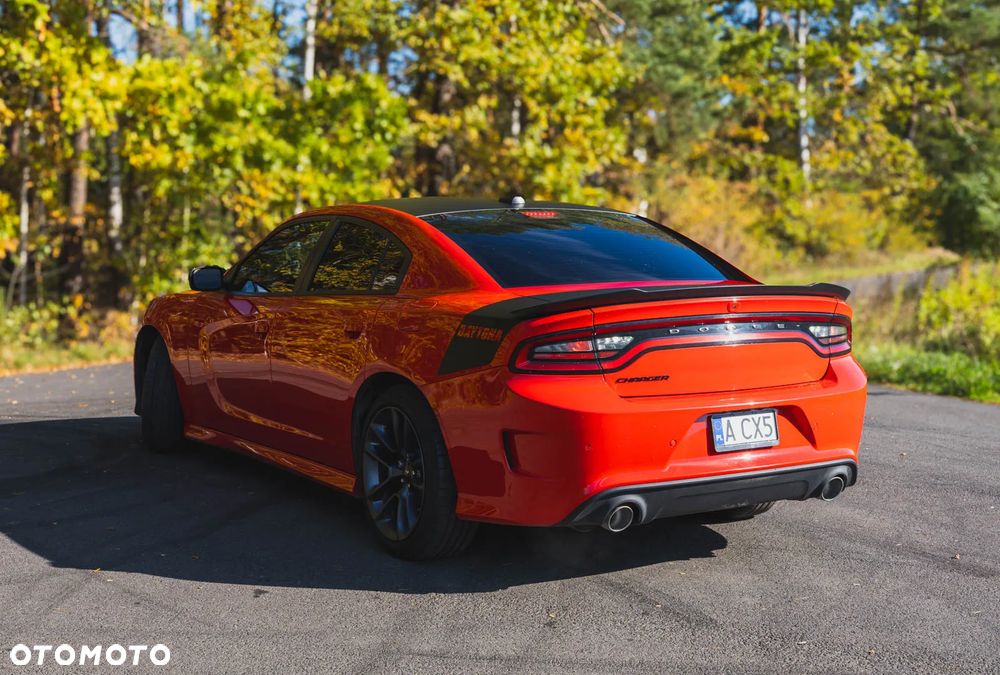 Dodge Charger - 11