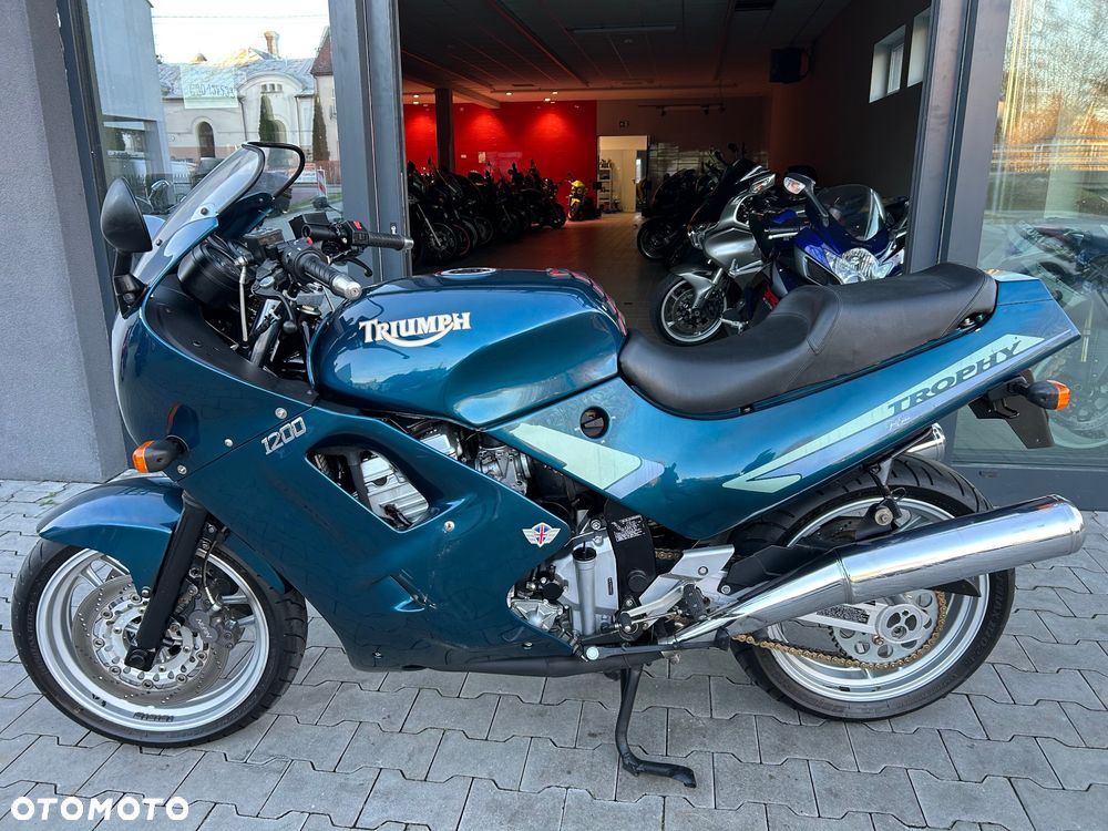 Triumph Trophy - 2