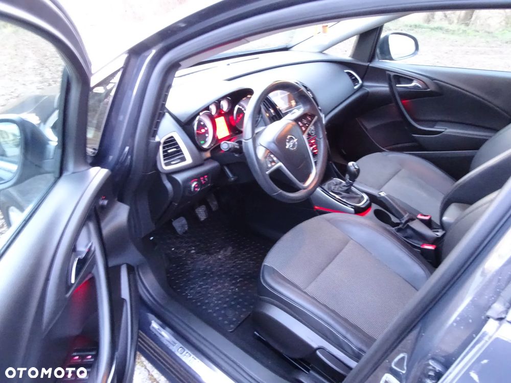 Opel Astra 1.6 CDTI DPF ecoFLEX TourerStart/Stop Exklusiv - 17