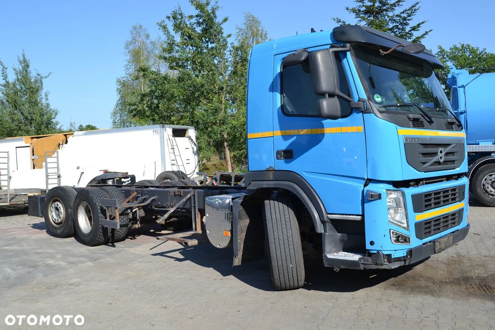 Volvo FM 6x2 TYLKO 345 000 km TRZECIA OŚ SKRĘTNA KLIMATYZACJA - 2