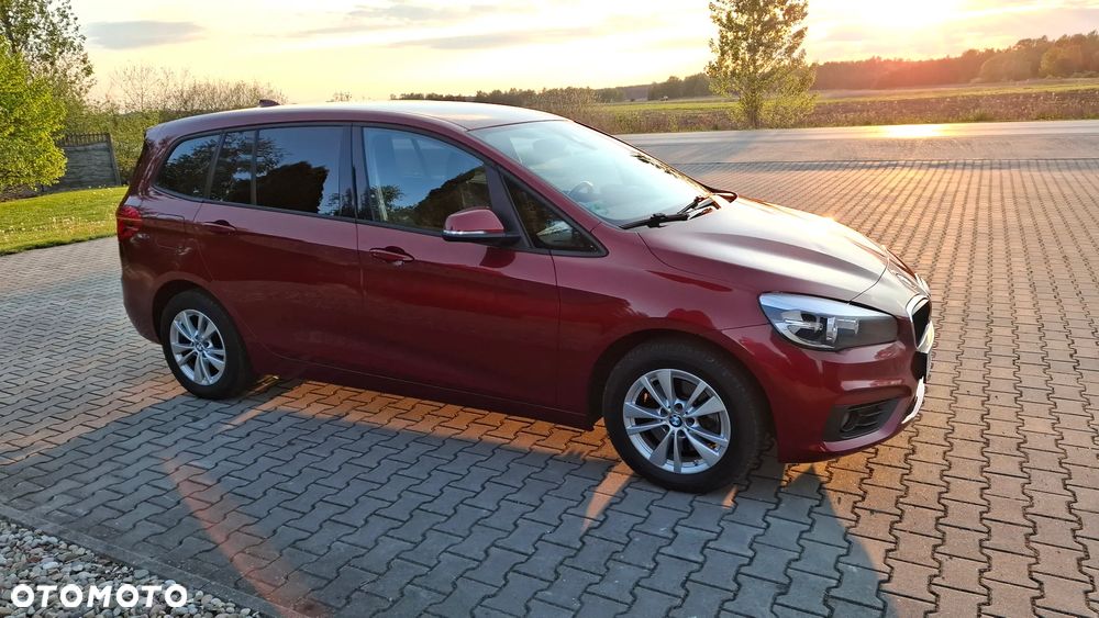 BMW Seria 2 218d - 3