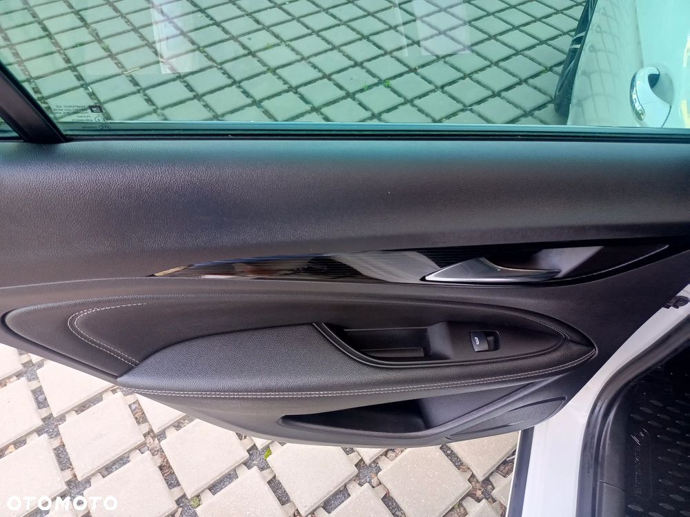 Opel Insignia 2.0 Automatik Business Edition - 29