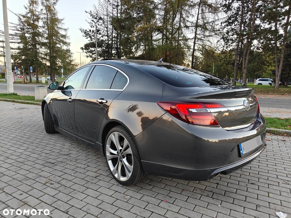 Opel Insignia - 16