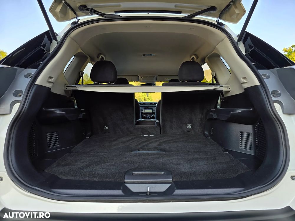 Nissan X-Trail 1.6 dCi ALL-MODE 4x4i Acenta - 30