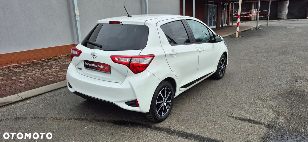 Toyota Yaris - 5