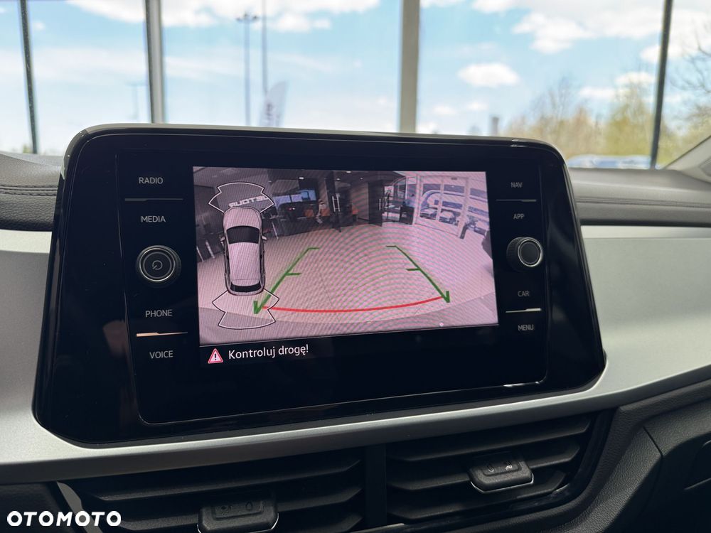 Volkswagen T-Roc - 36