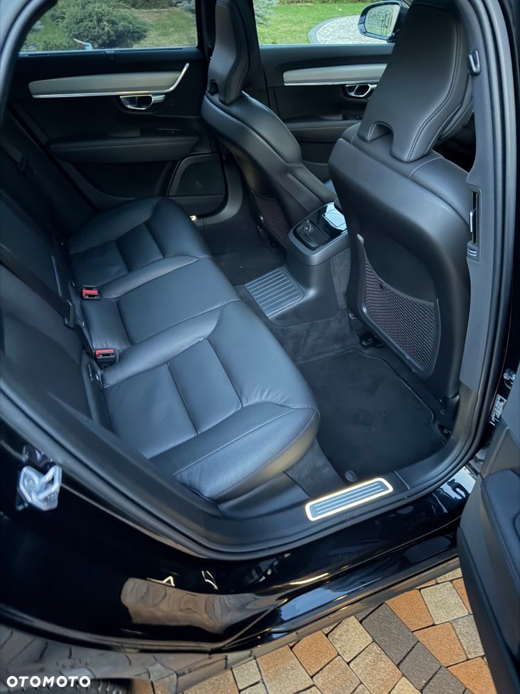 Volvo V90 T8 Twin Engine AWD Geartronic Inscription - 19