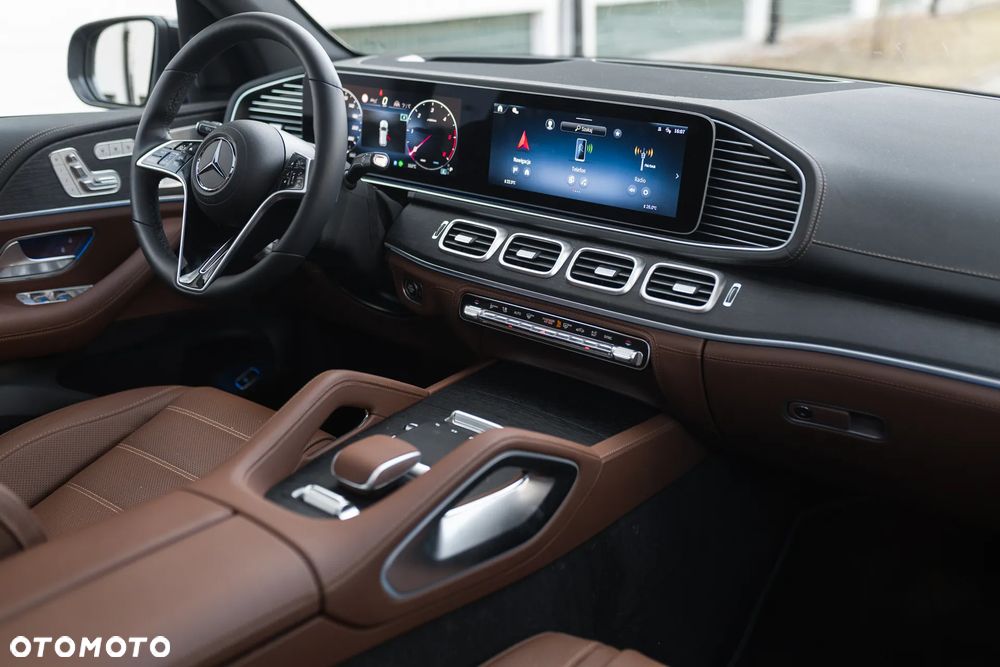 Mercedes-Benz GLE - 18