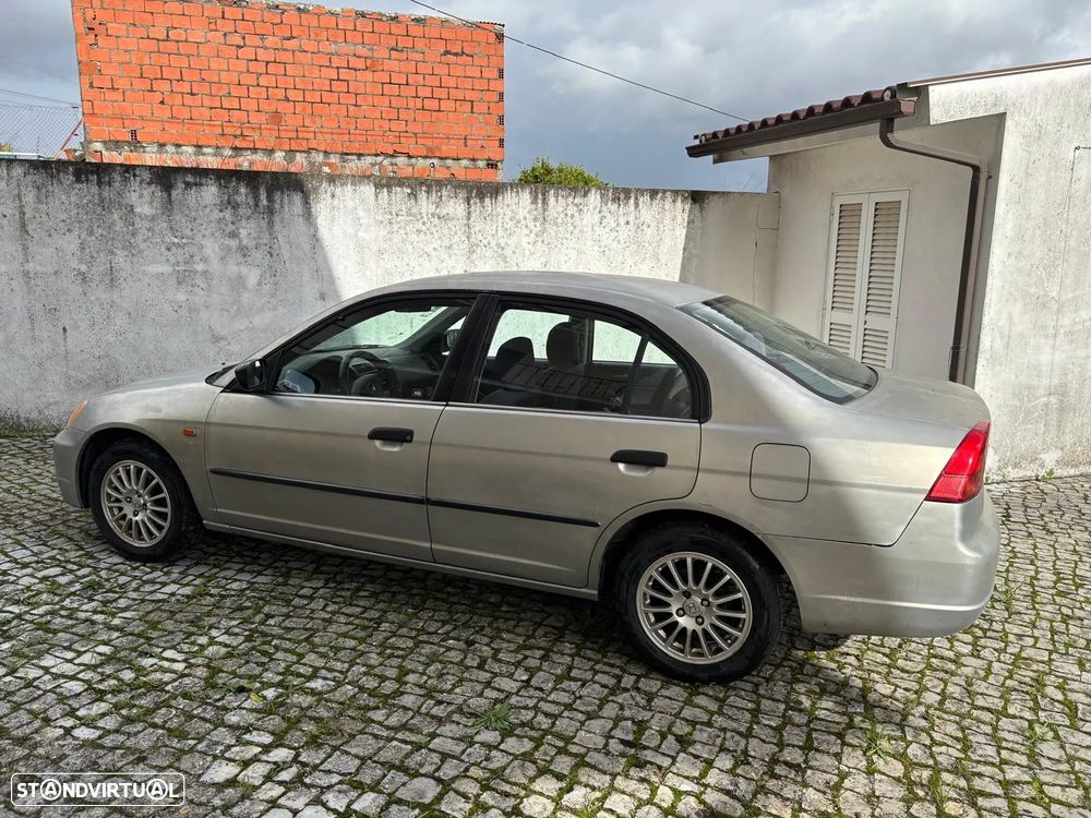 Honda Civic 1.4i S - 3