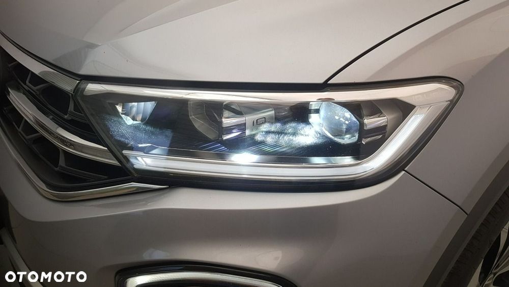 Volkswagen T-Roc - 10