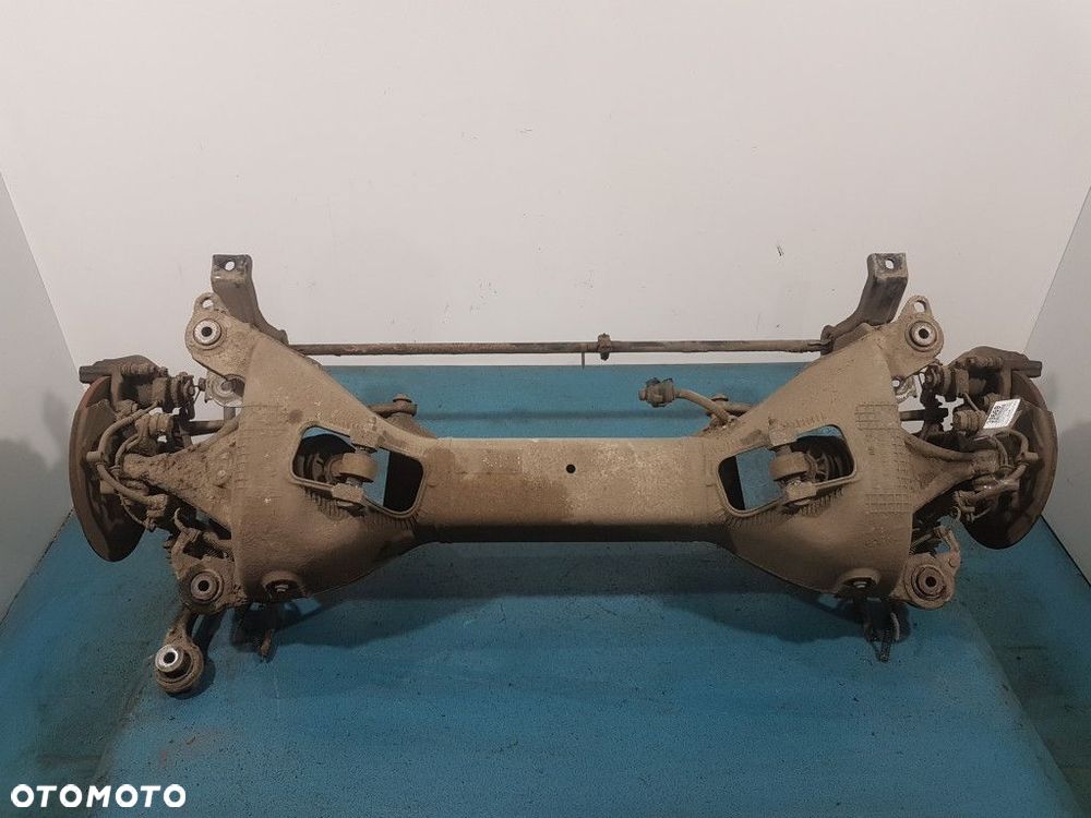 CITROEN C5 II X7 1.6 HDI SEDAN BELKA ZAWIESZENIA TYŁ - 1