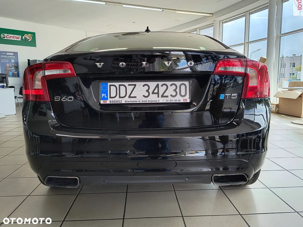 Volvo S60 - 5