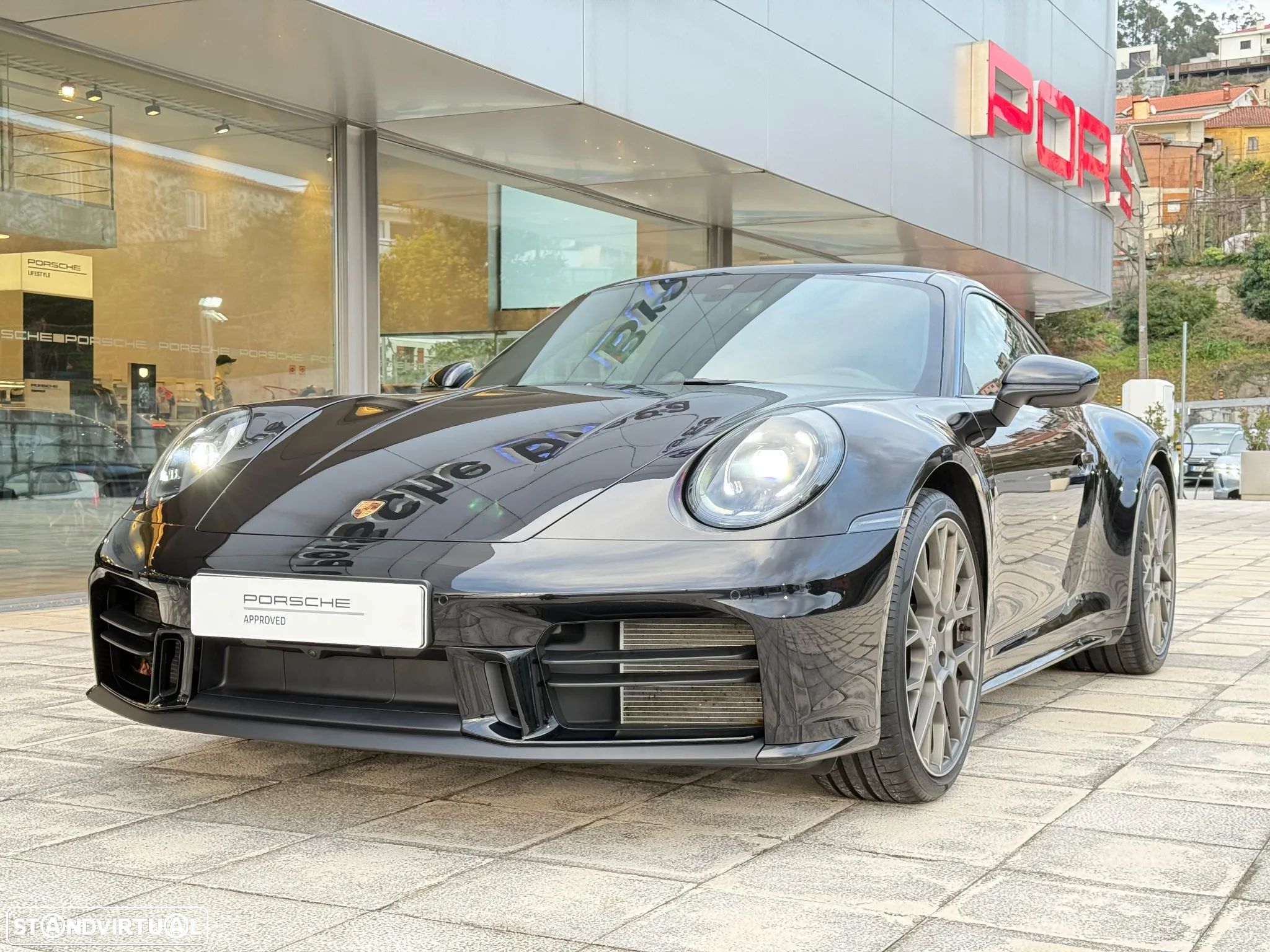 Porsche 911 (992) Carrera - 1
