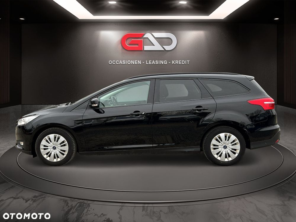 Ford Focus 1.0 EcoBoost Titanium - 3