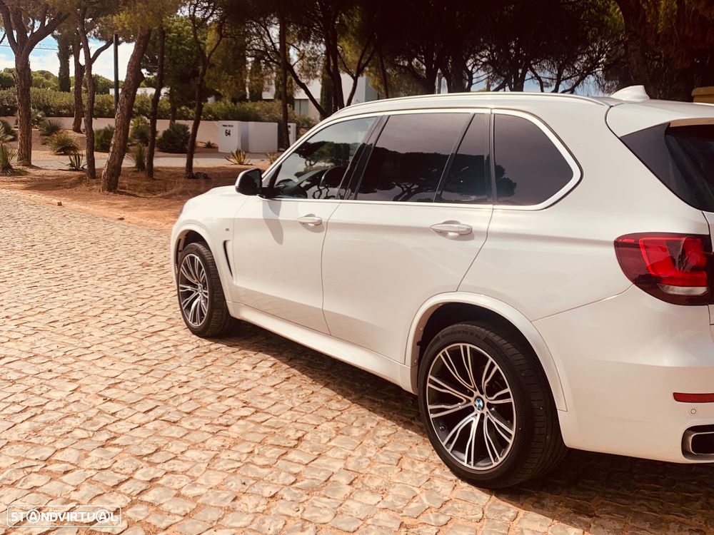 BMW X5 25 d sDrive Comfort 7L - 3