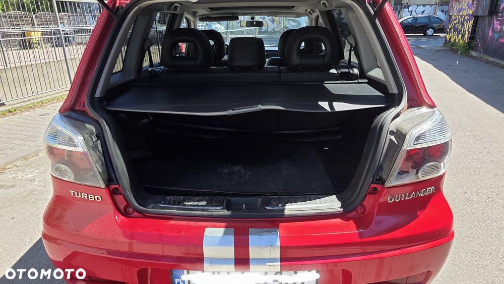 Mitsubishi Outlander 2.0 Turbo 4WD - 32