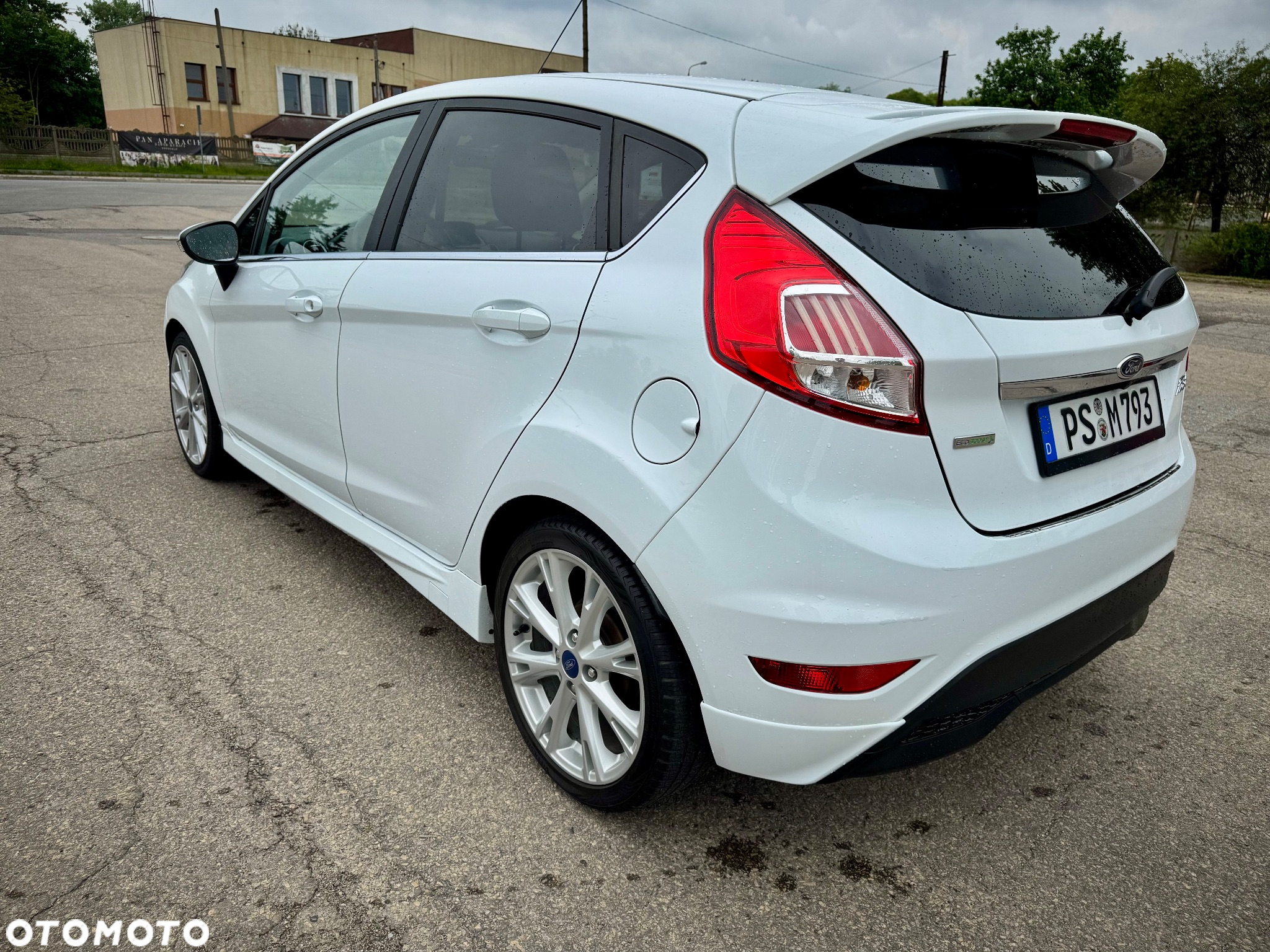 Ford Fiesta 1.0 EcoBoost Start-Stop ST-LINE - 12