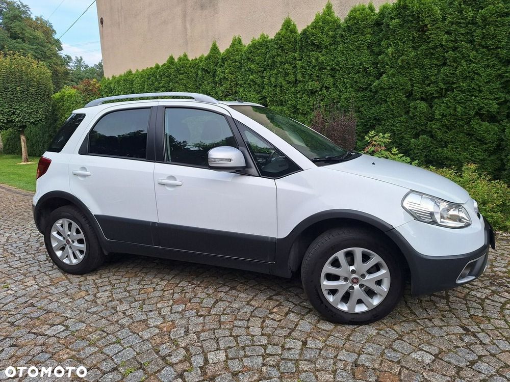Fiat Sedici 2.0 Multijet 16V 4x4 Emotion - 36