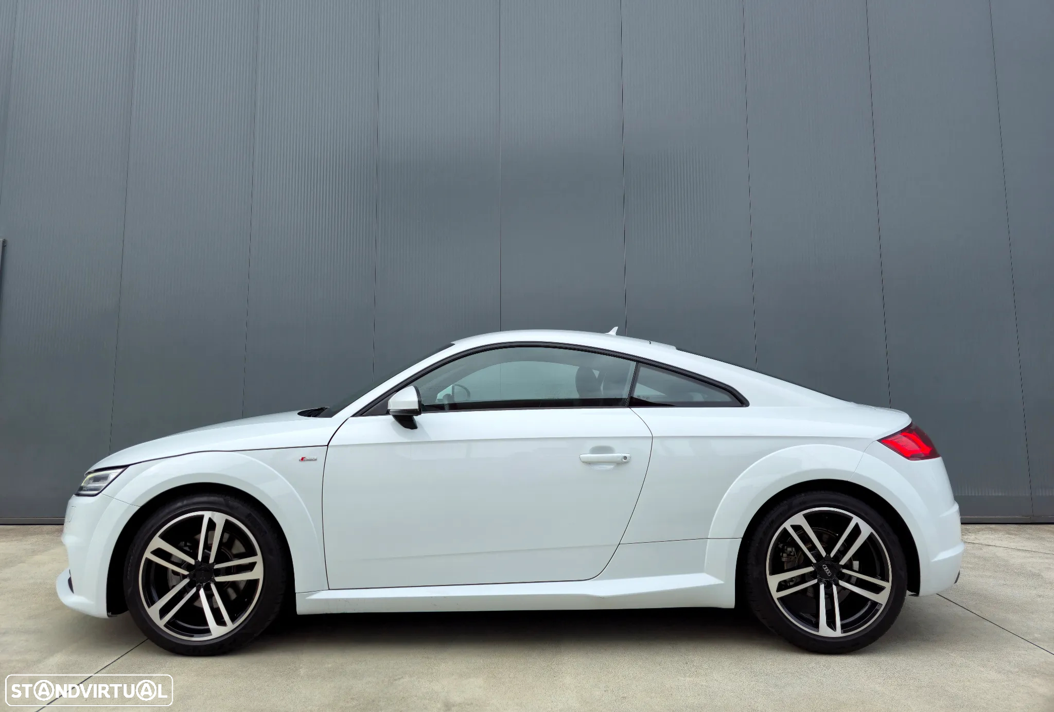 Audi TT Coupé 2.0 TDI S-line - 2