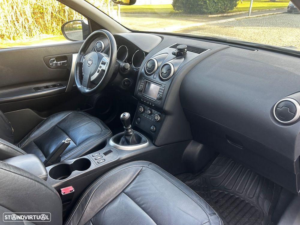 Nissan Qashqai +2 1.5 dCi Tekna Premium 18 - 6