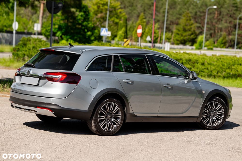 Opel Insignia CT 2.0 CDTI 4x4 - 10