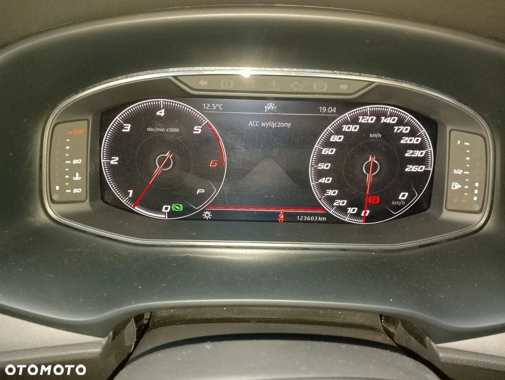 Seat Leon 1.6 TDI DSG Xcellence - 21